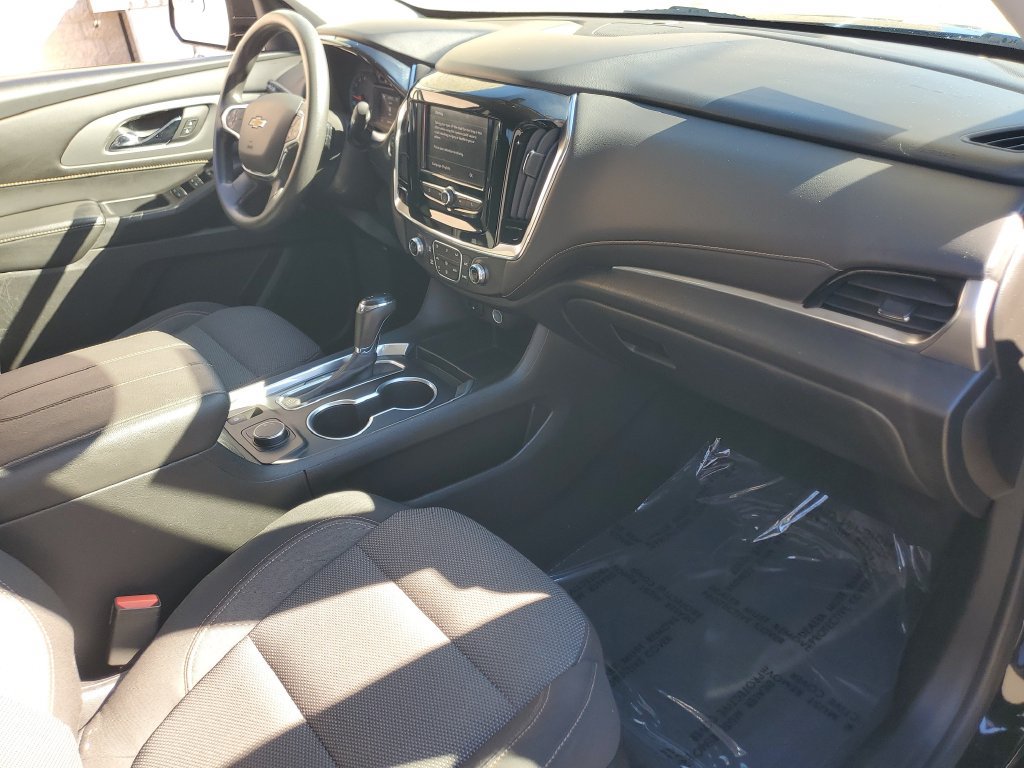 Used 2020 Chevrolet Traverse LS FWD image 14