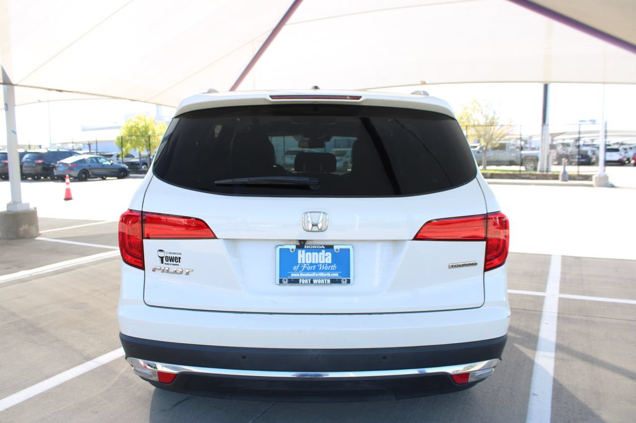Used 2017 Honda Pilot Touring image 4