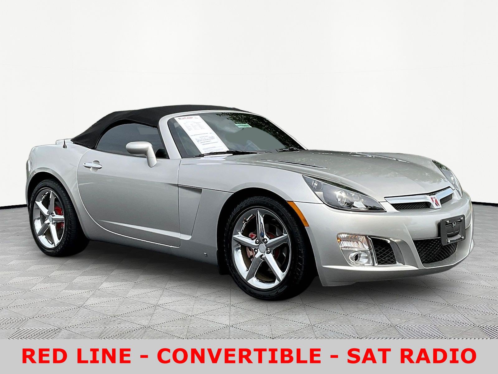 Used 2007 Saturn Sky Red Line RWD image 3