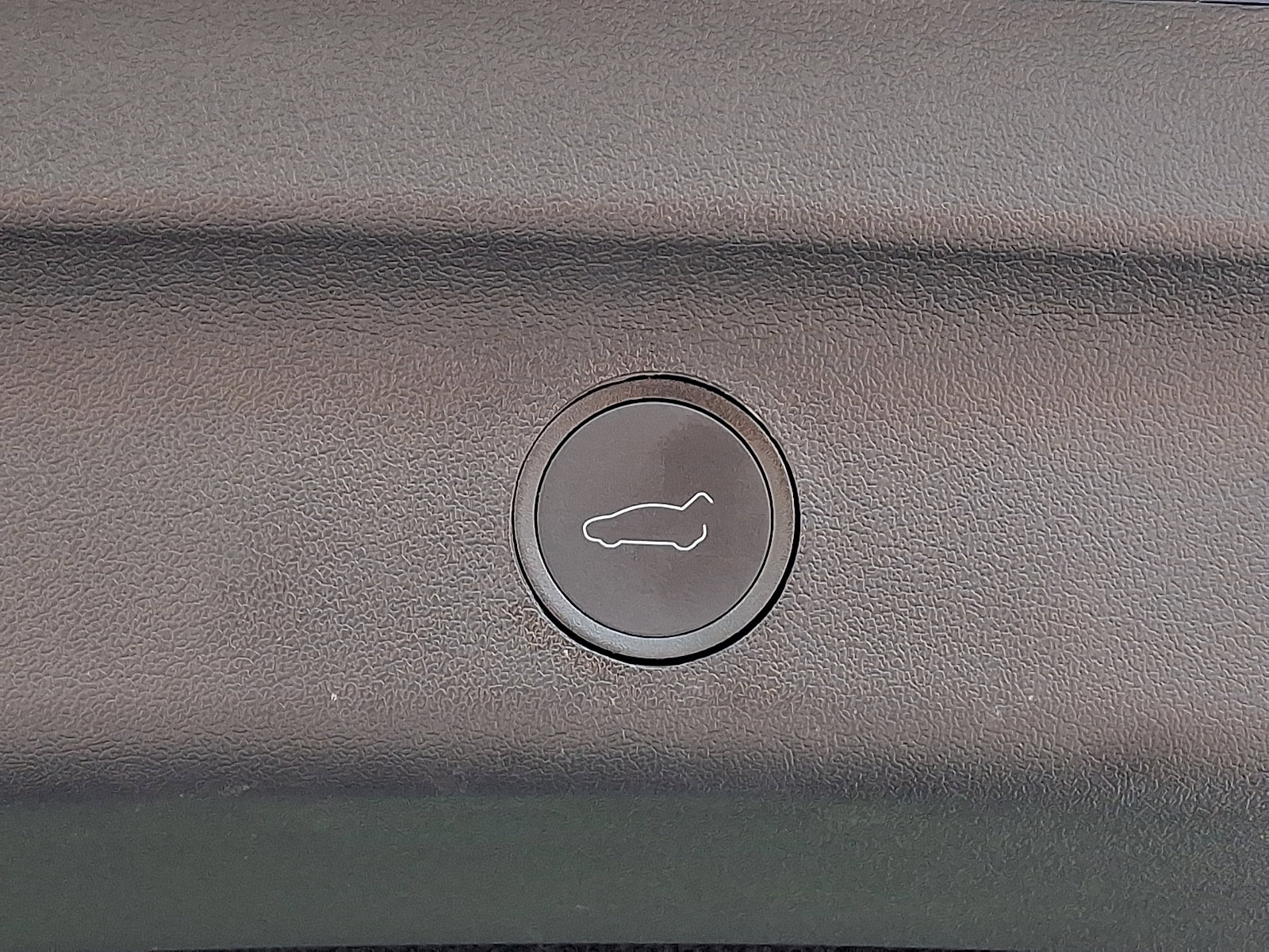 Used 2023 Tesla Model Y Long Range AWD/4WD image 29