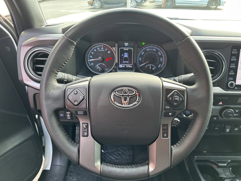 Used 2022 Toyota Tacoma TRD Off-Road image 13