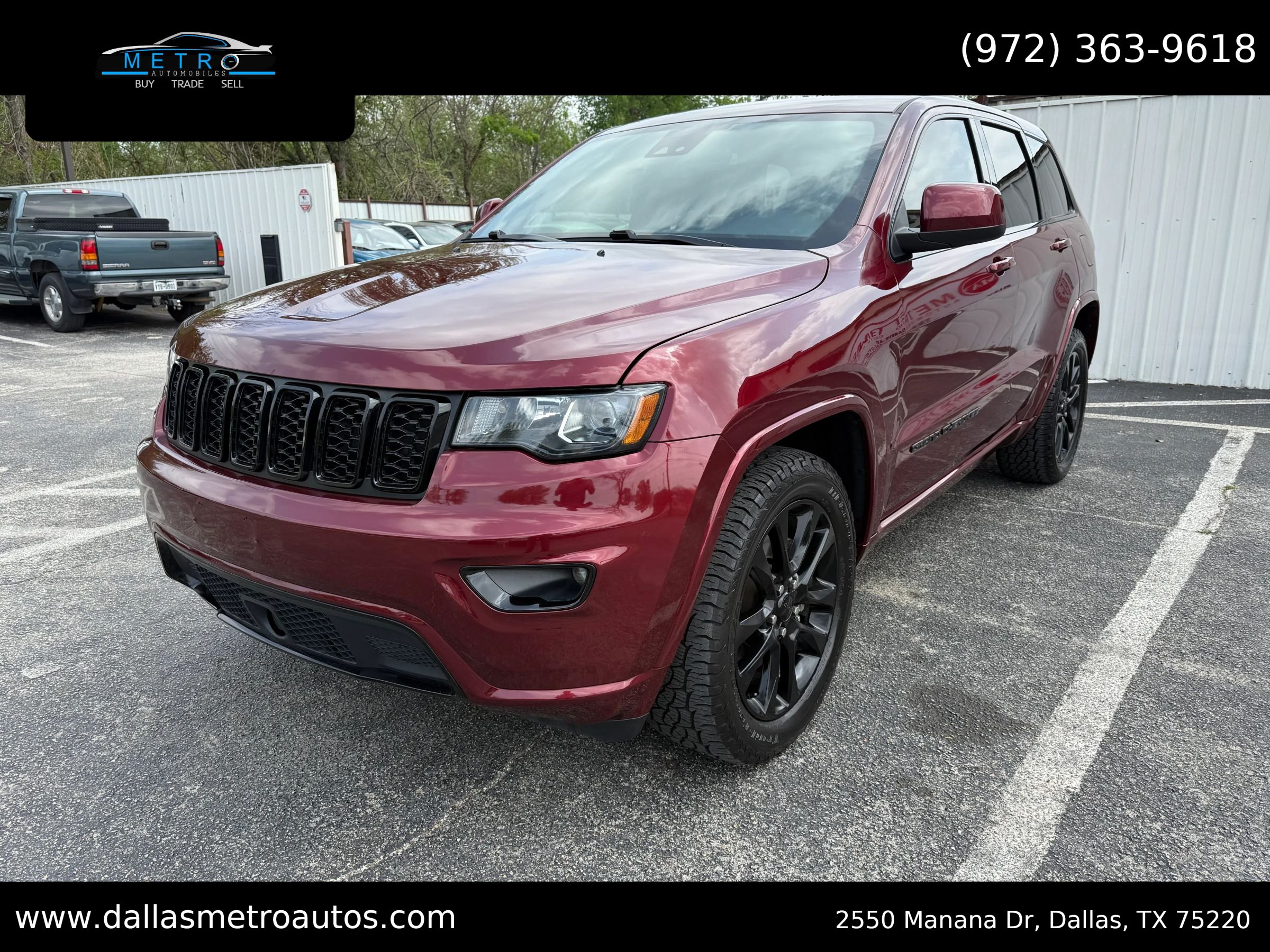 Used 2021 Jeep Grand Cherokee Laredo X AWD/4WD image 1