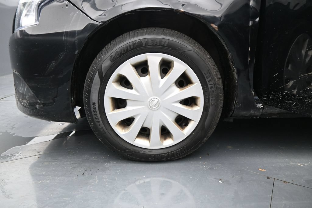 Used 2019 Nissan Versa SV FWD image 22