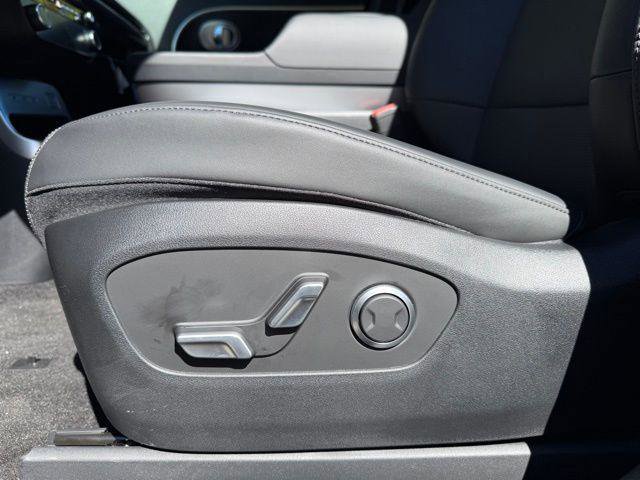 New 2026 Hyundai Ioniq 9 SEL image 13