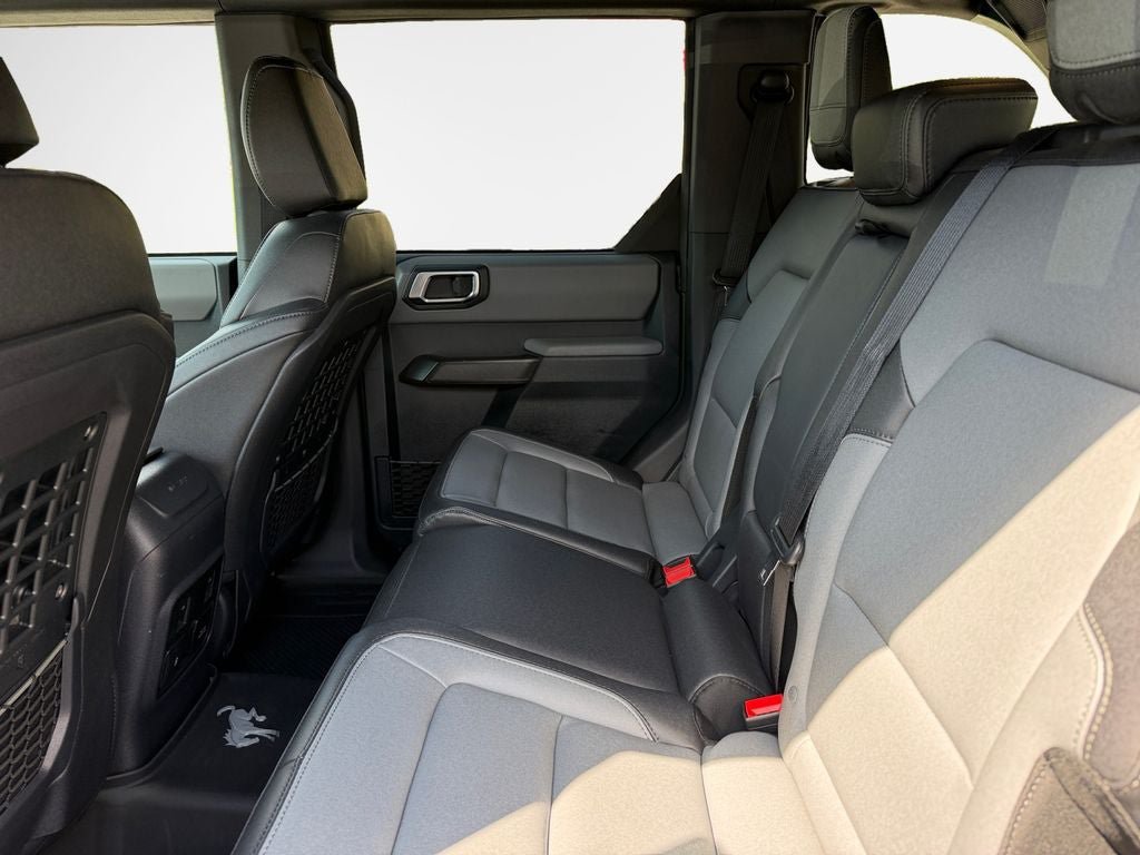 Used 2024 Ford Bronco Everglades AWD/4WD image 13