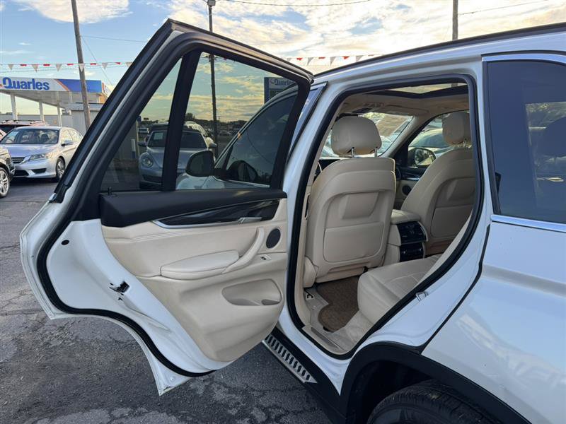 Used 2015 BMW X5 xDrive35d AWD/4WD image 19