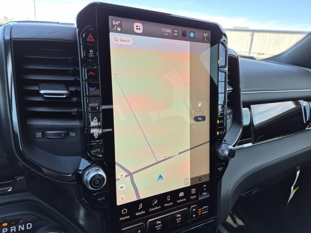 New 2025 RAM 1500 Limited image 24