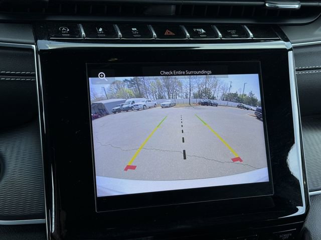 Used 2024 Jeep Grand Cherokee L Laredo image 26