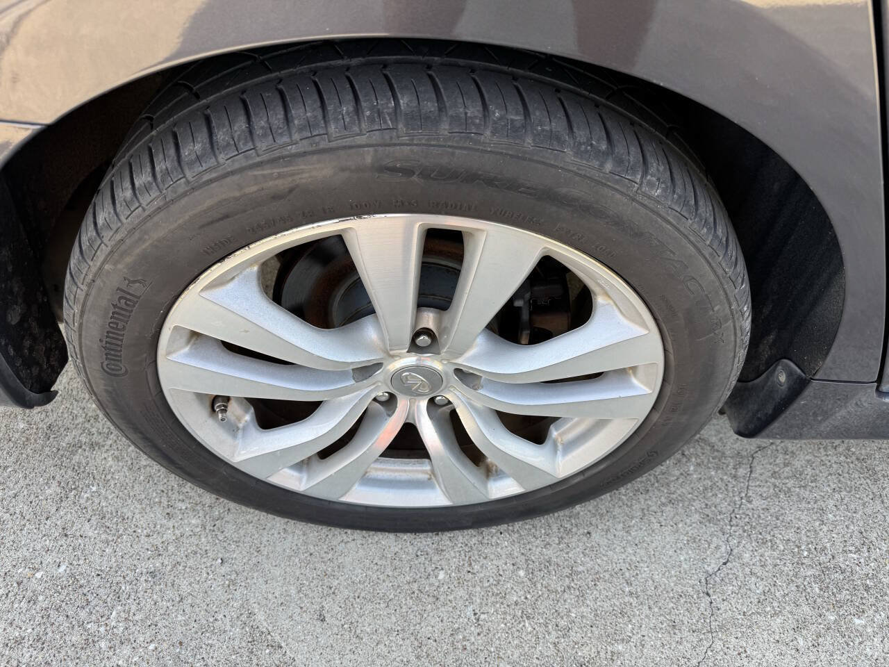 Used 2010 INFINITI M35 w/ Technology Pkg RWD image 27