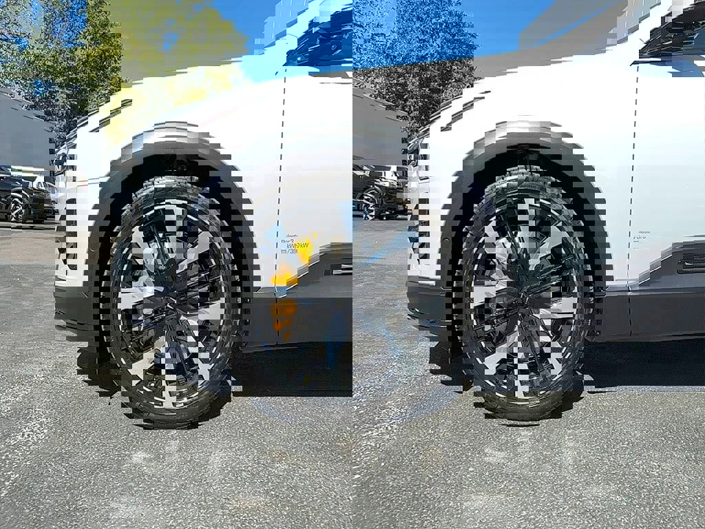 New 2025 Polestar Polestar 3 image 9