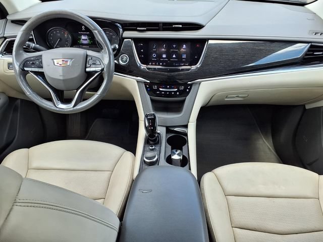 Certified 2020 Cadillac XT6 Premium Luxury FWD image 11