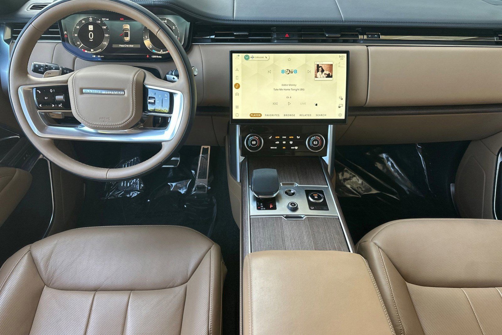 Certified 2023 Land Rover Range Rover Long Wheelbase Autobiography image 16