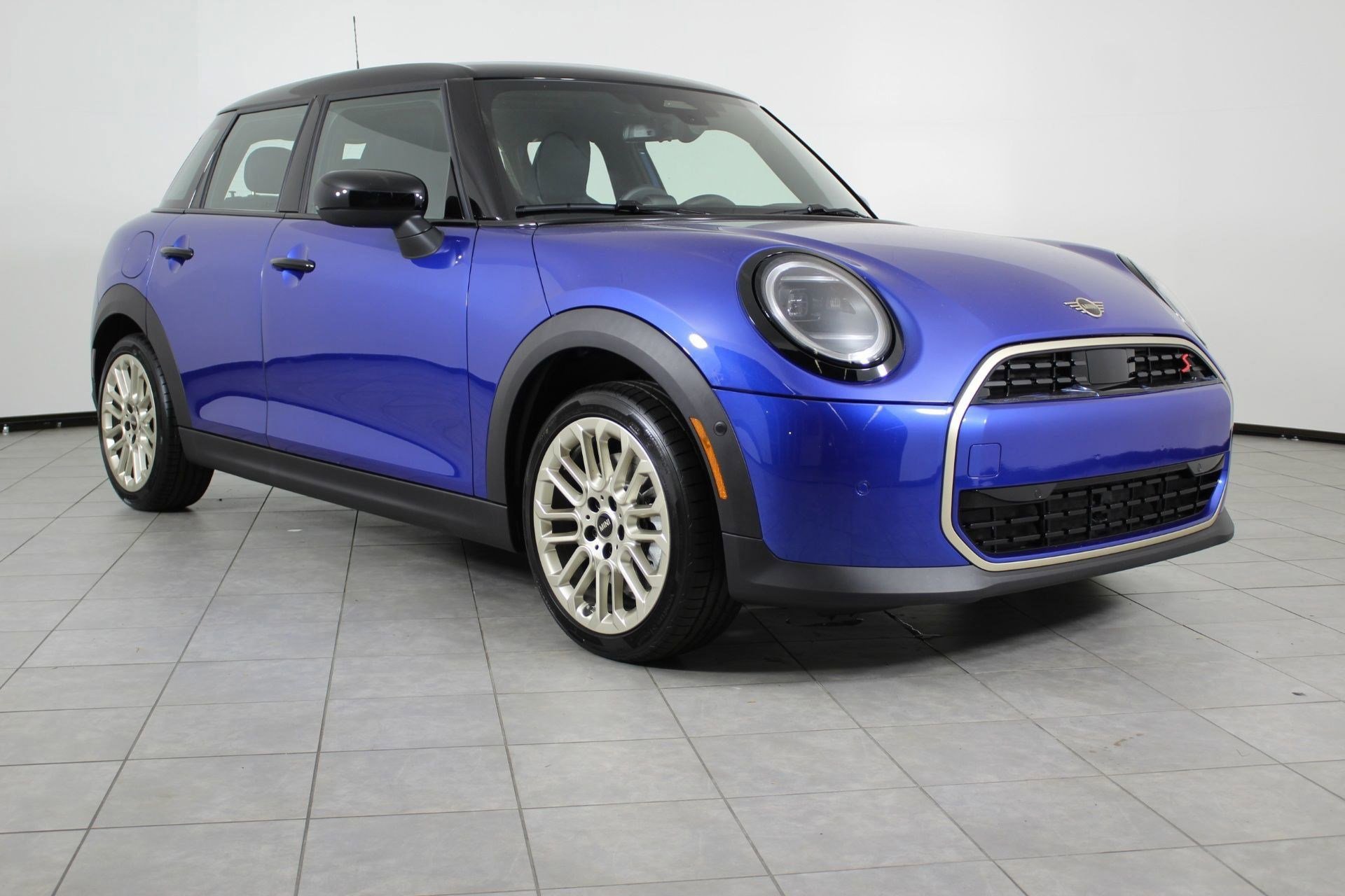Used 2026 MINI Cooper S FWD image 7