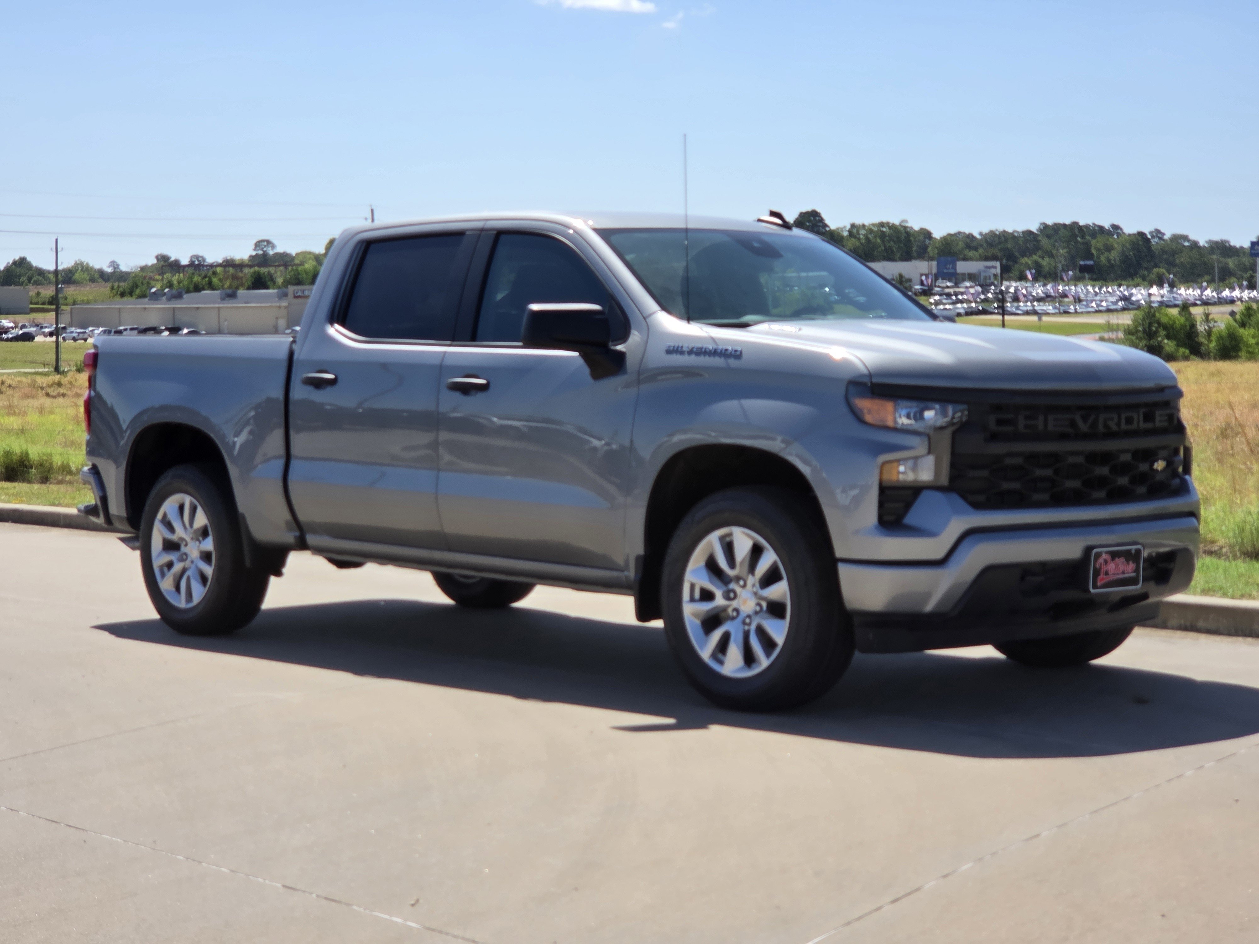 New 2026 Chevrolet Silverado 1500 Custom RWD image 1
