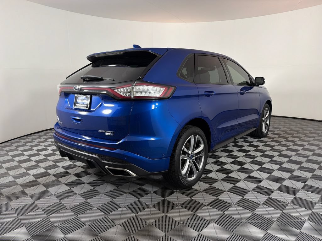 Used 2018 Ford Edge Sport w/ Equipment Group 401A AWD/4WD image 3