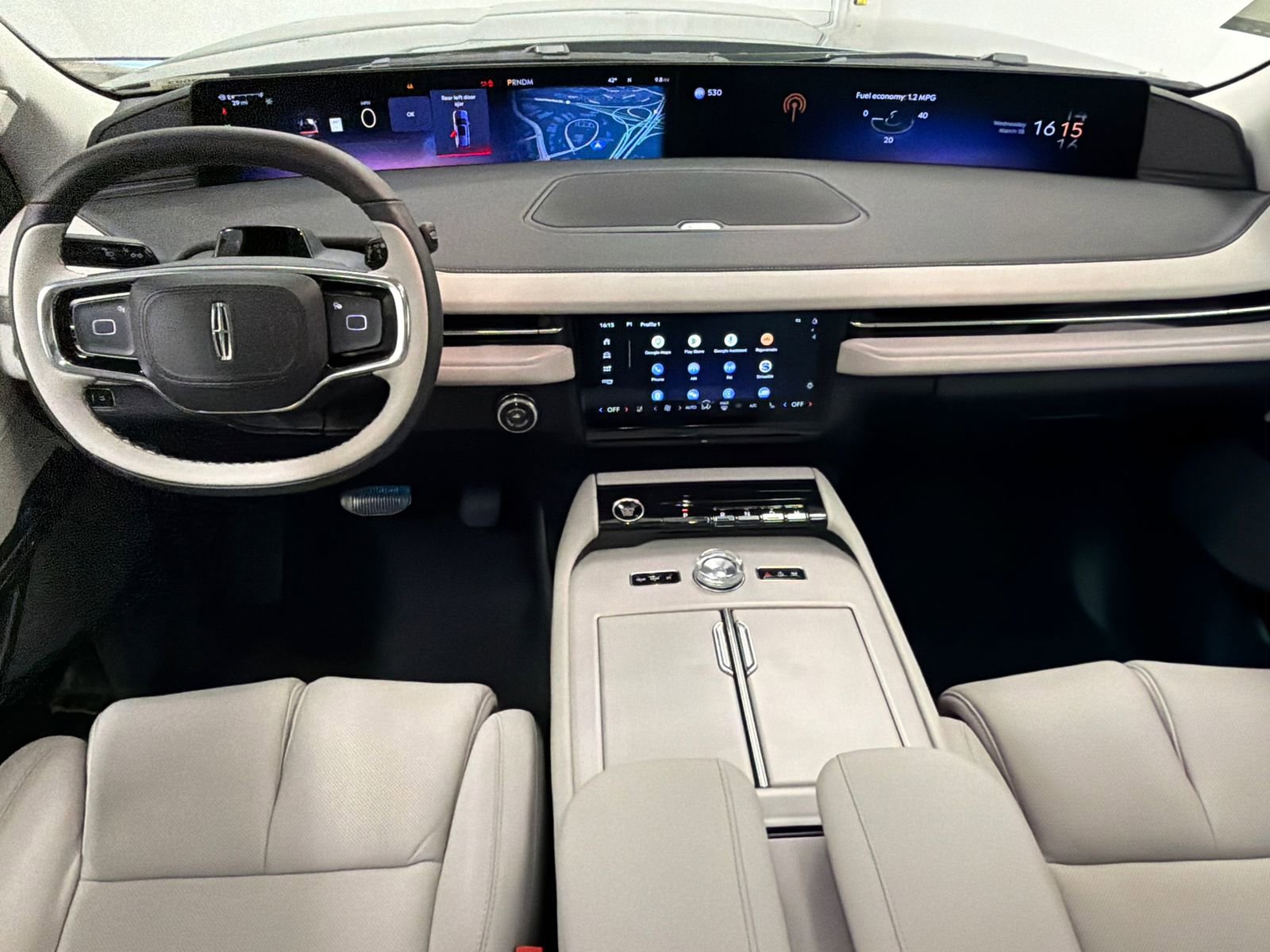New 2026 Lincoln Navigator Reserve AWD/4WD image 22
