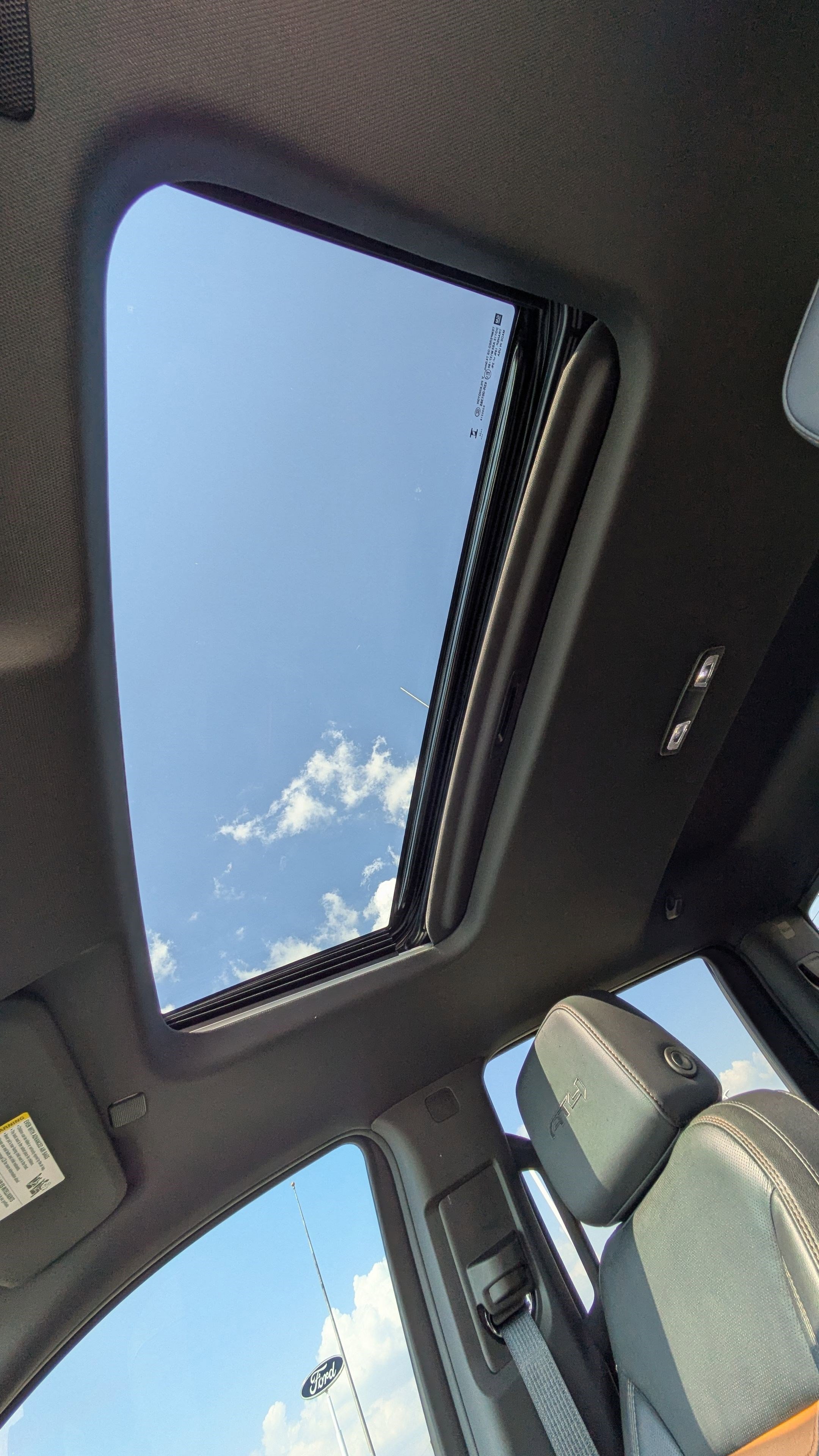 Used 2024 GMC Sierra 1500 AT4 image 19