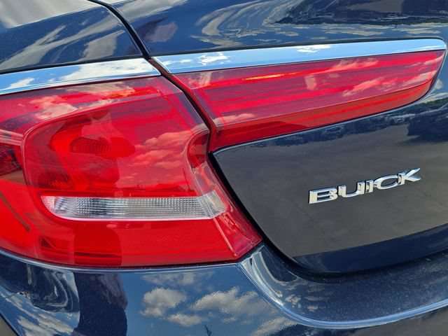 Used 2017 Buick LaCrosse Essence FWD image 36