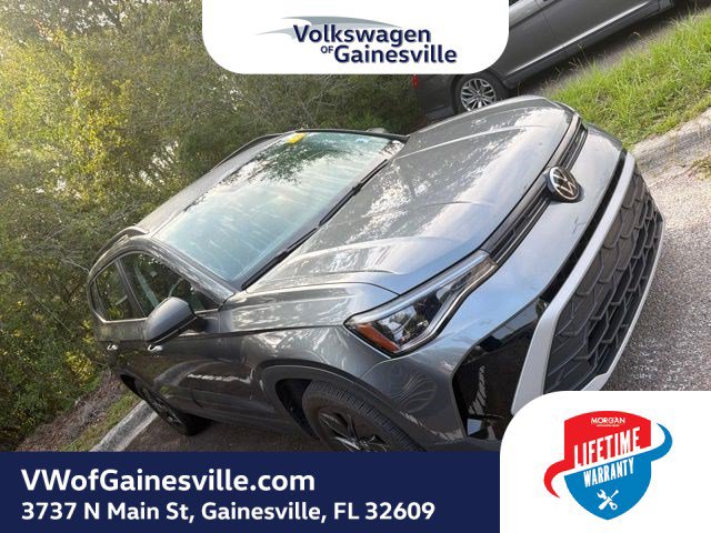 Used 2025 Volkswagen Taos S FWD image 4