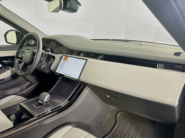 Used 2026 Land Rover Range Rover Evoque Dynamic SE image 29