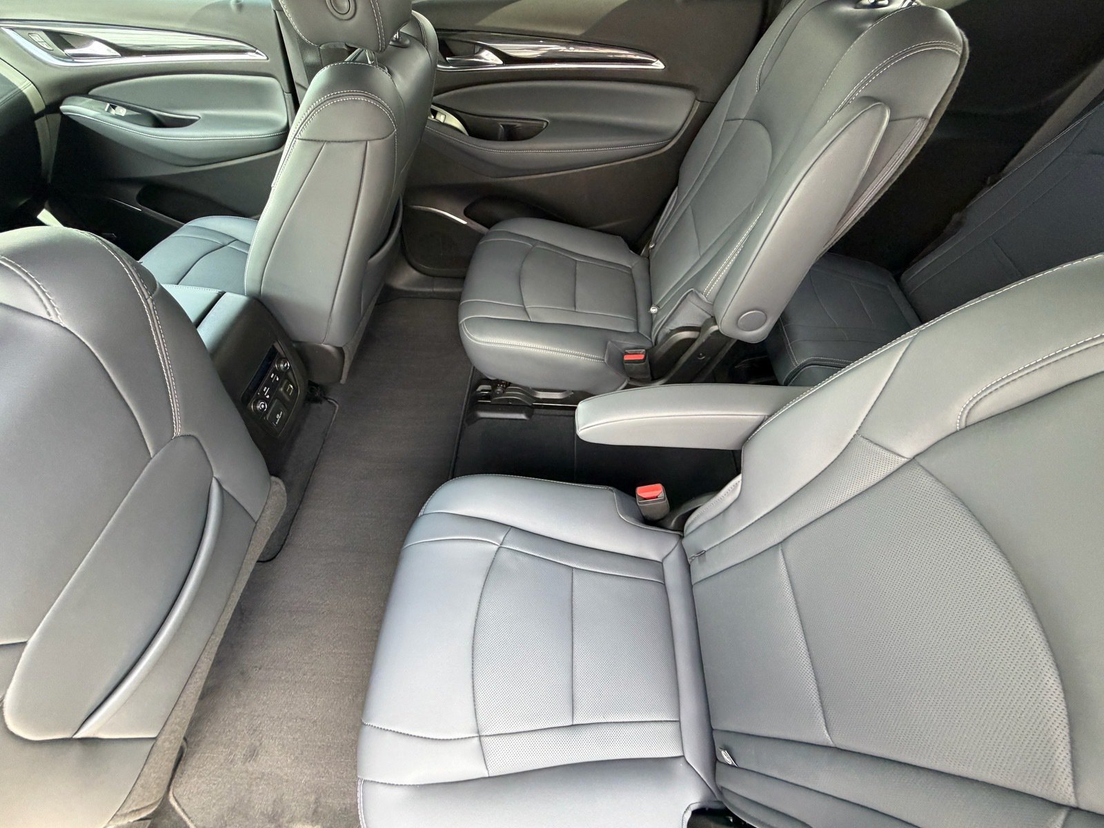 Used 2023 Buick Enclave Premium FWD image 13