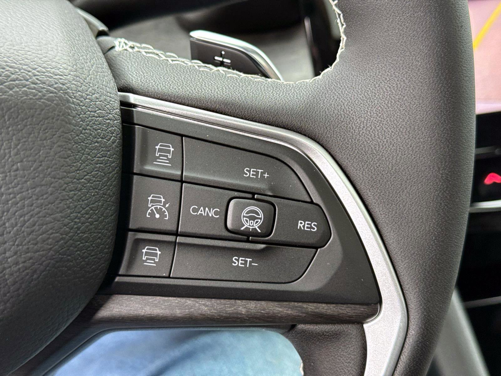 New 2026 Jeep Grand Cherokee Limited image 16