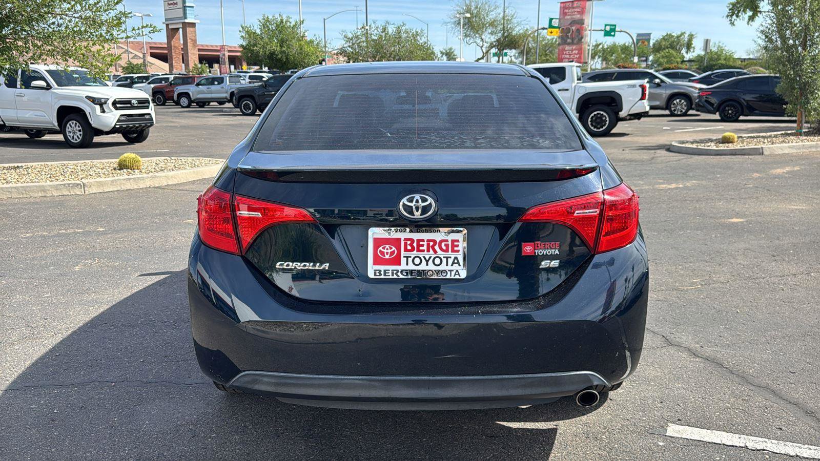 Used 2019 Toyota Corolla SE w/ Carpet Mat Package (TMS) FWD image 6