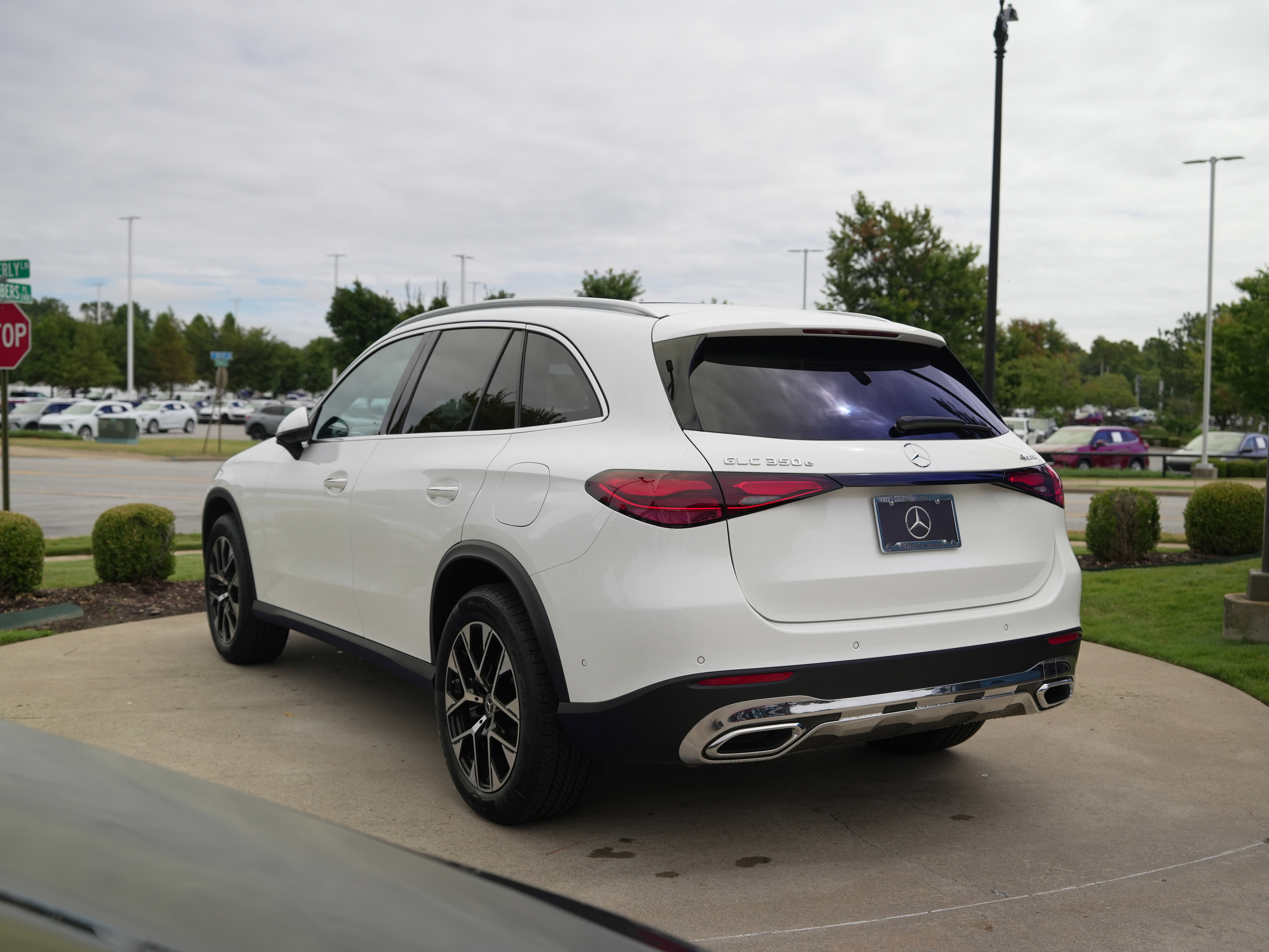 New 2026 Mercedes-Benz GLC 350e 4MATIC image 5