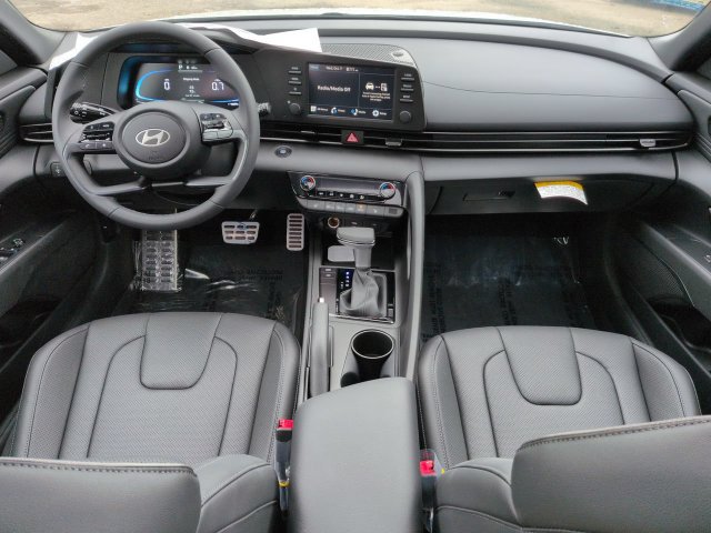 New 2026 Hyundai Elantra SEL Sport FWD image 12
