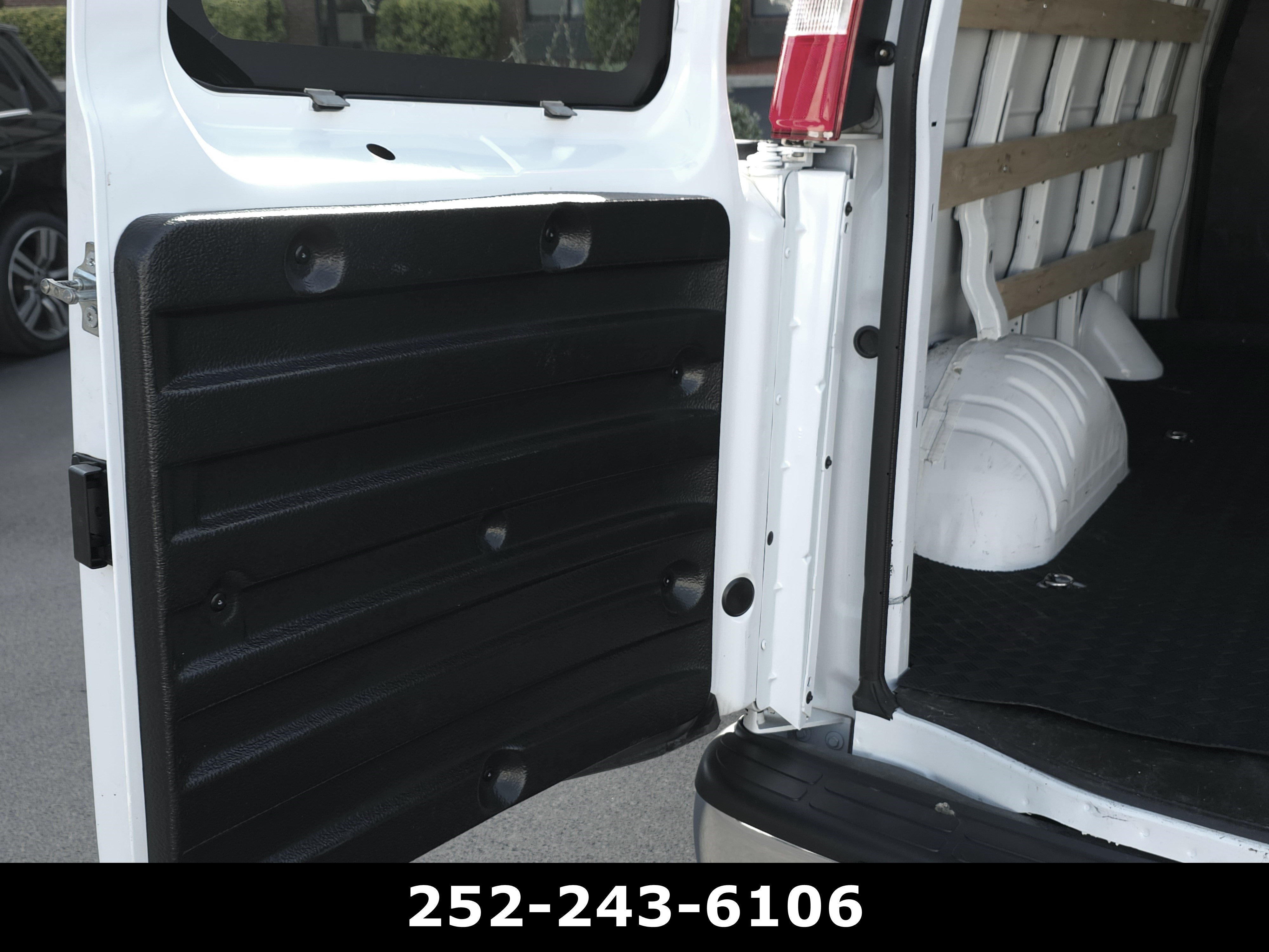 Used 2025 Chevrolet Express 2500 w/ Driver Convenience Package RWD image 22