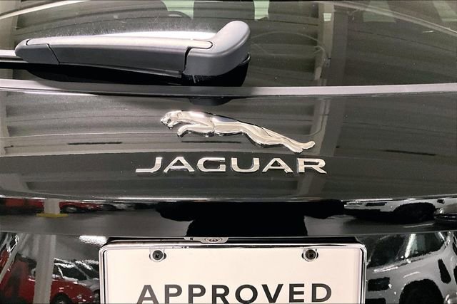 Certified 2025 Jaguar F-PACE R-Dynamic S image 7