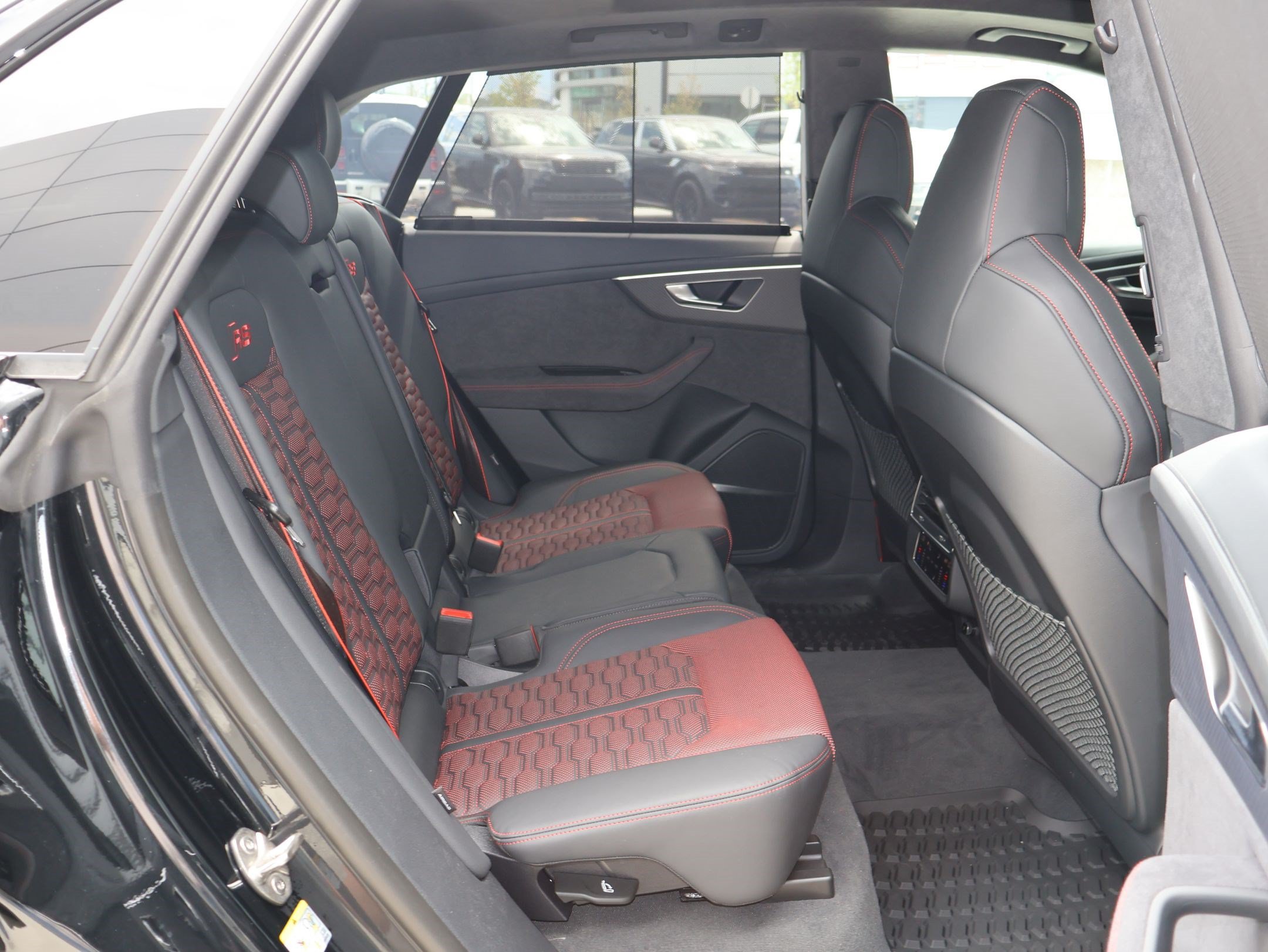 Used 2026 Audi RS Q8 performance AWD/4WD image 30