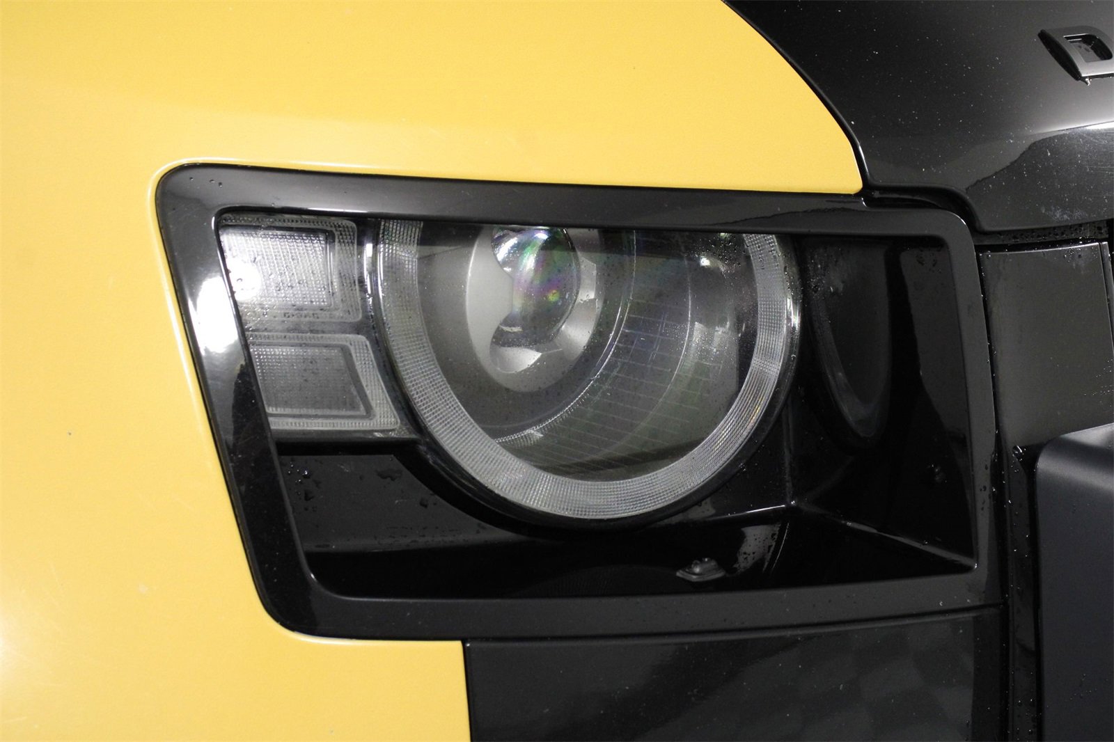 Used 2022 Land Rover Defender 110 X-Dynamic SE image 26