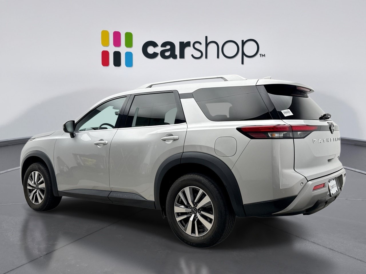 Used 2023 Nissan Pathfinder SL w/ Cargo Package AWD/4WD image 3
