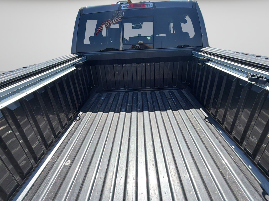 Used 2019 RAM 1500 Laramie w/ Sport Appearance Package AWD/4WD image 13