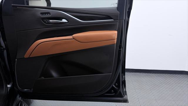 Used 2022 Cadillac Escalade Premium Luxury RWD image 23