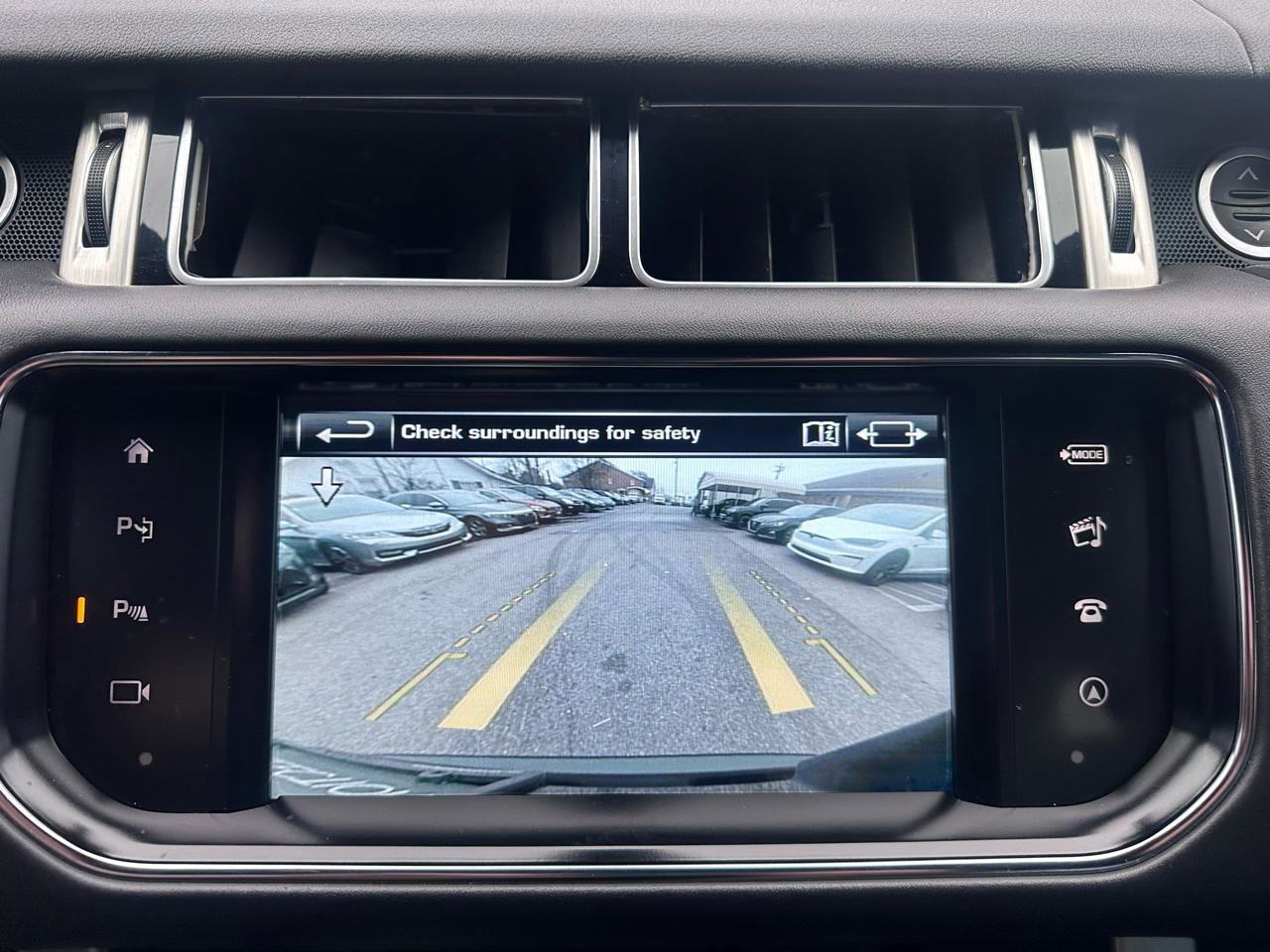 Used 2016 Land Rover Range Rover Supercharged image 27
