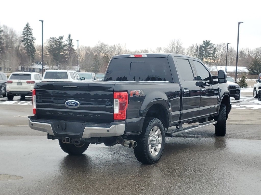 Used 2018 Ford F250 Lariat w/ Lariat Ultimate Package image 2