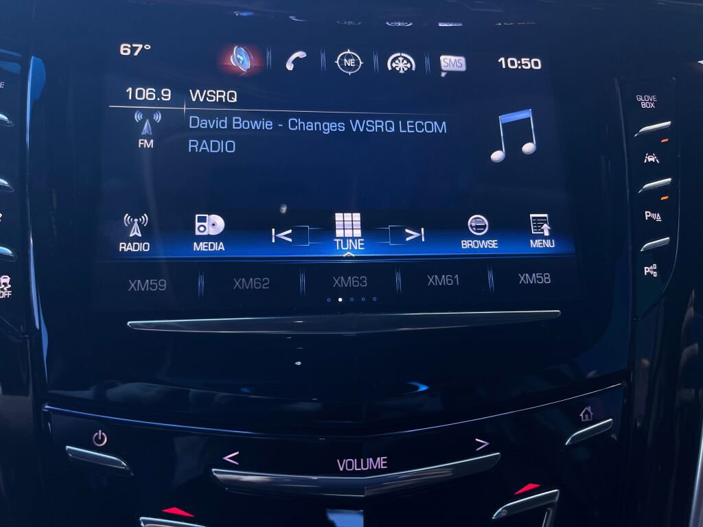 Used 2019 Cadillac Escalade ESV Premium Luxury image 18