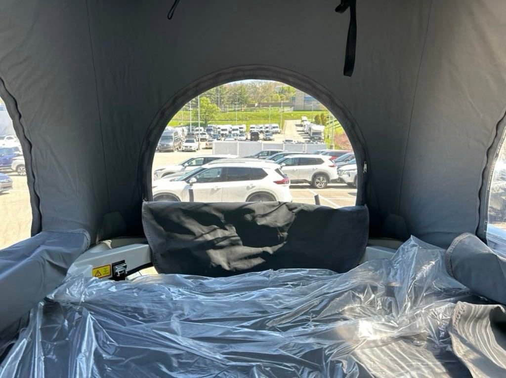 New 2023 Mercedes-Benz Metris Passenger image 37