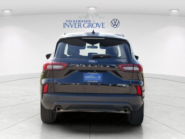 Used 2025 Ford Escape ST-Line Select AWD/4WD image 6