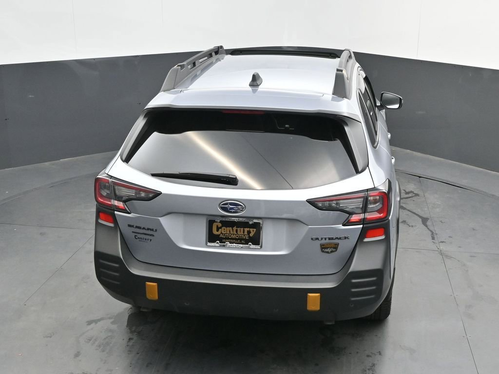 Used 2025 Subaru Outback Wilderness image 26