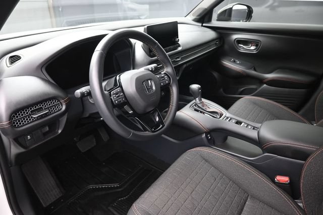 Certified 2025 Honda HR-V Sport image 18