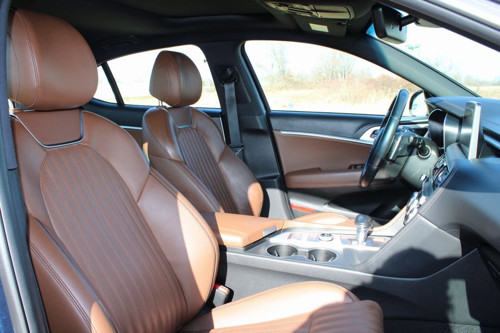 Used 2021 Genesis G70 3.3T image 23