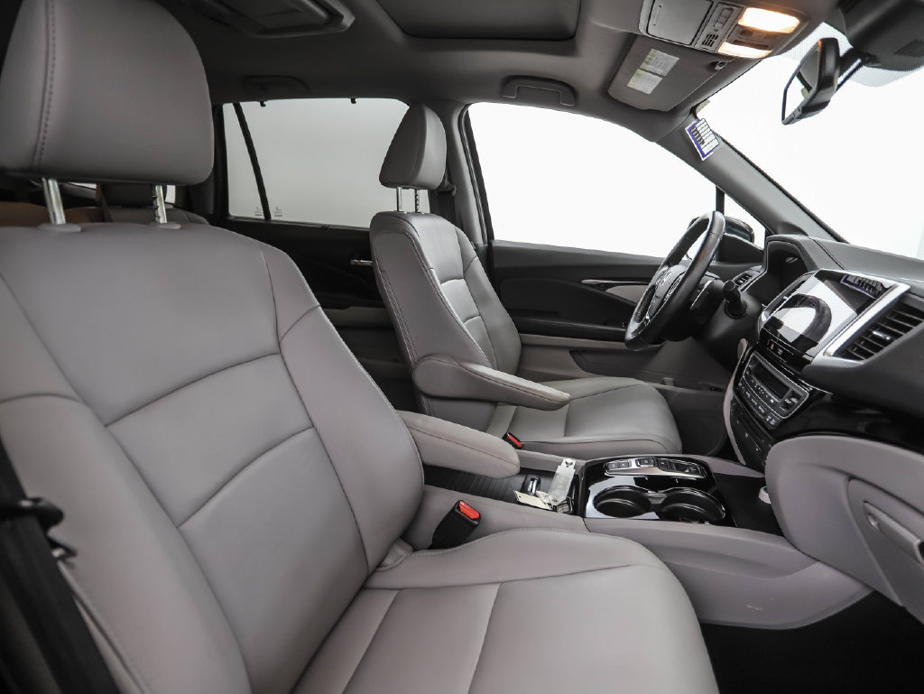 Used 2018 Honda Pilot Touring image 35