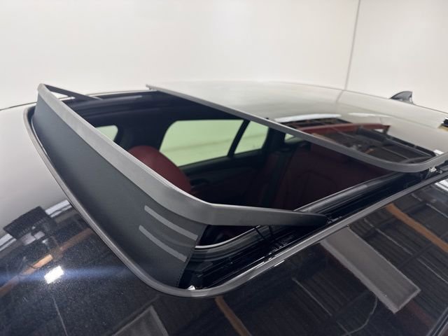 Certified 2023 BMW X4 xDrive30i w/ Convenience Package image 27