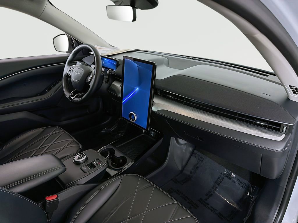 Used 2023 Ford Mustang Mach-E Select image 18