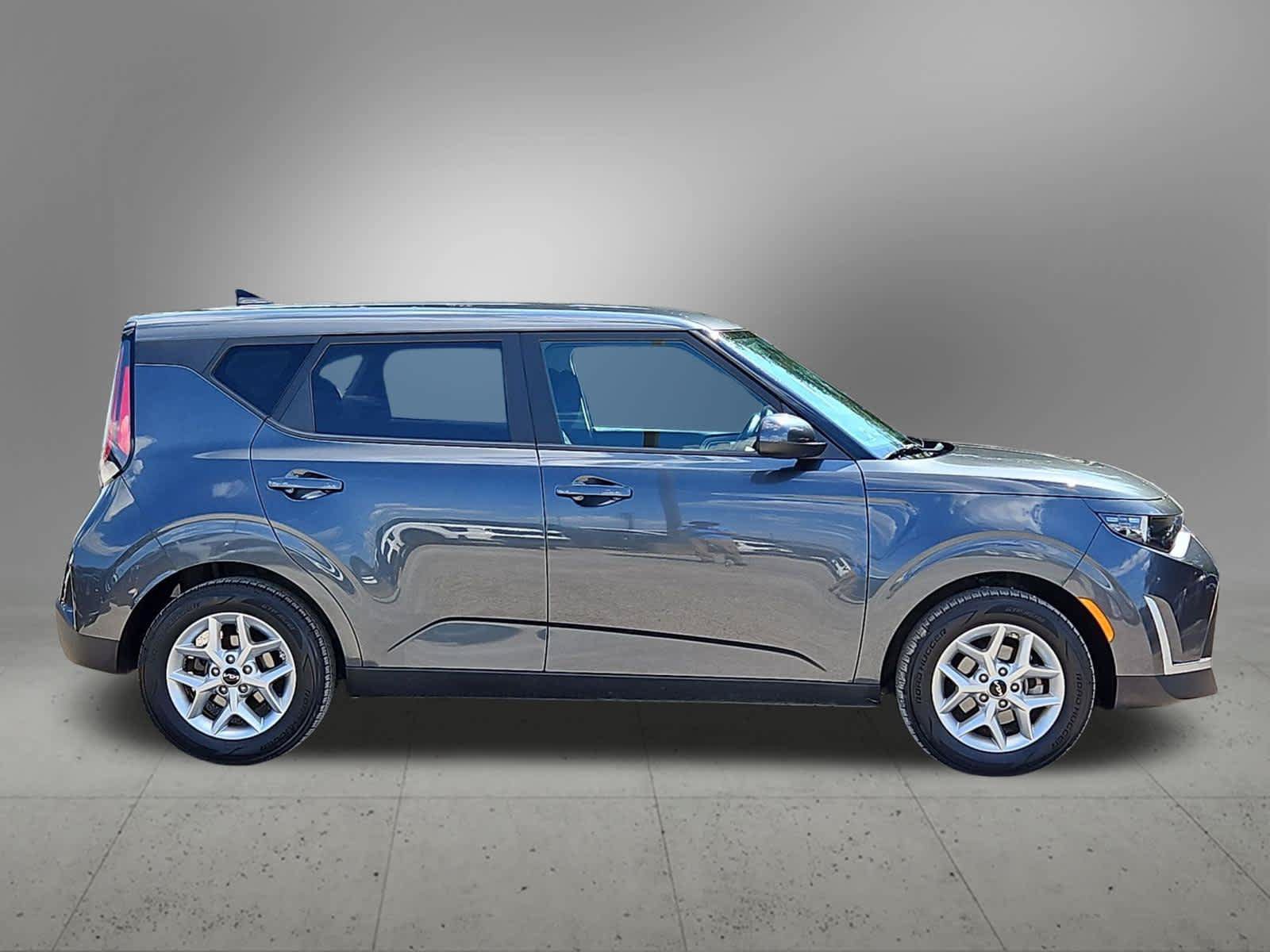 Certified 2024 Kia Soul LX w/ Option Group 015 FWD image 6