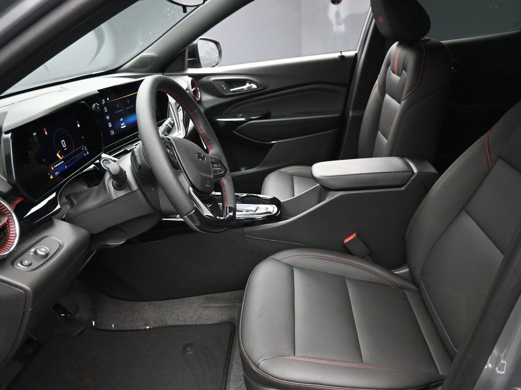 New 2026 Chevrolet Trax RS w/ Sunroof Package image 13