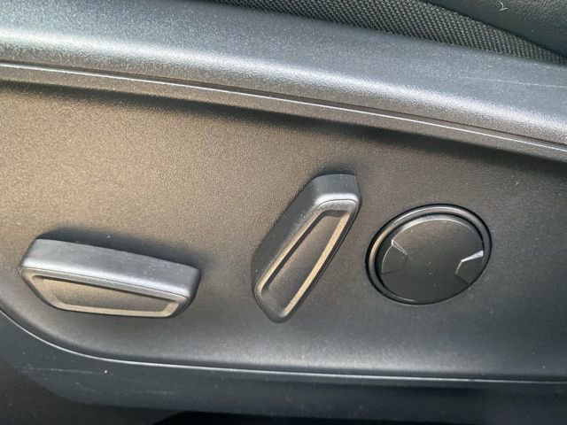 Used 2025 Ford Escape ST-Line Select image 14
